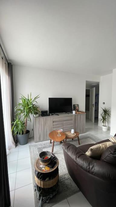 Appartement De Luca Saint-André-de-Cubzac Екстериор снимка